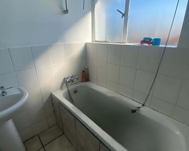 2 Bedroom Property for Sale in Da Nova Western Cape